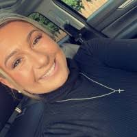 100+ perfiles de «Anna Marshall»