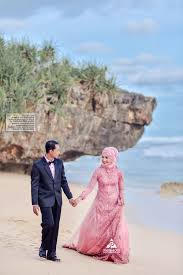 Pre wedding vidya fajar di pantai ujung genteng youtube 17 09 2019 paket foto dan video pre wedding tema pantai paket prewedding murah di jakarta jasa foto prewedding kota. Lokasi Foto Prewedding Explore Tumblr Posts And Blogs Tumgir
