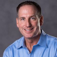 Mike Oster's Instagram, Twitter & Facebook