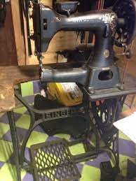 Dv8 Leather Singer 45 K Cylinder Arm Leather Sewing Machine 2 250 00 Http Dv8leather Com Au Products Singer 45 K Cy Sewing Machine Sewing Sewing Leather