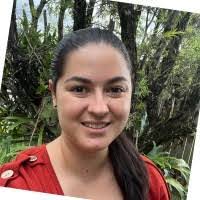 Linda Mure's Instagram, Twitter & Facebook