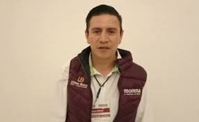 Ulises Bravo obtiene suspensión provisional