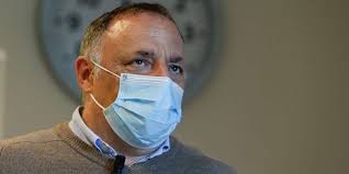Gall fod telerau ychwanegol perthnasol. Top Covid 19 Scientist Targeted By Awol Far Right Sniper Digitpatrox