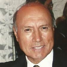 Leonardo Carreon's Instagram, Twitter & Facebook