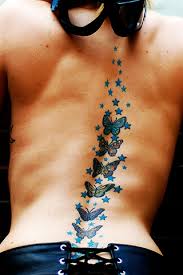 Hier gibt es tipps muster und sprüche für das richtige tattoo. Schmetterling Tattoos Design Muster Und Bedeutung
