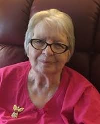 Lisa Dilworth's Instagram, Twitter & Facebook