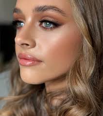 Mobile Hair & Makeup Artist