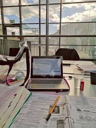 Home Office Design Ideas Office Design Images Studio Design Decorating Your Office Home Offi Study Tips College School Motivation Study Organization