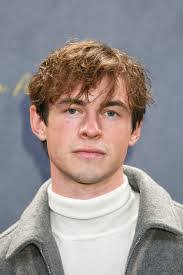 Ben Radcliffe's Instagram, Twitter & Facebook