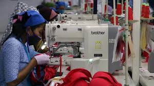 Mengenai produk garmen di indonesia para ahli mengatakan bahwa mutu garmen jepang memang sedikit lebih baik,sebab tenaga kerjanya lebih berpengalaman dan dibayar mahal. Meski Di Desa Kecil Sumbiri Hasilkan Sejuta Bra Dan Celana Dalam Nomor Satu Dunia Tribun Jateng