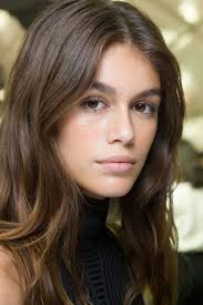 Golden caramel and honey tones give dimension to dark hair that breaks up a solid deep brown hair. 9 Cool Warm Neutral Shades Of Brown Hair That Prove Brunettes Do It Better