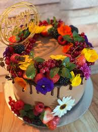 See more ideas about cake, cake design, cupcake cakes. Principessa S Live Online Torten Workshop Drip Cake Am 20 06 2021 Deluxe Principessa S