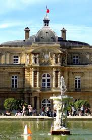 Le Palais Du Luxembourg Situe Dans Le 6ᵉ Arrondissement De Paris Dans Le Nord Du Jardin Du Luxembourg Voyage Paris Palais Du Luxembourg Jardin Du Luxembourg