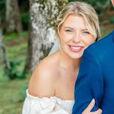 Lexi Fowler and Marcus Cunningham's Wedding Website