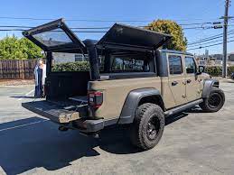 This truck cap is highly customizable with over a dozen options catering to an individual's specific needs, including the popular otr option. California Gladiator Specific Camper Shell Jeep Gladiator Forum Jeepgladiatorforum Com