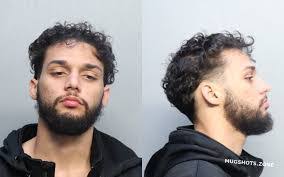 Roberto Arencibia's Instagram, Twitter & Facebook