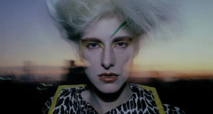 Liquid Sky – [FILMGRAB]