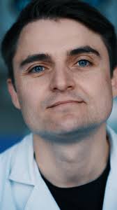 Через 1,5 роки після народження сина, я все ж таки розповім Вам про свої  враження та емоції як лікаря, як чоловіка і тепер як батька.