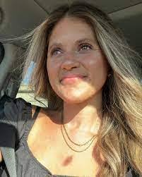 Kellie Stoner's Instagram, Twitter & Facebook