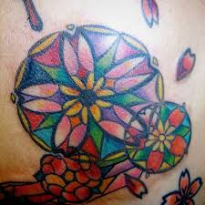 horikiyock tattoo さんのinstagramをピンしています 大正ロマン 桜 ステンドグラス 彫季代 tattoo ステンドグラス 大正ロマン ピン