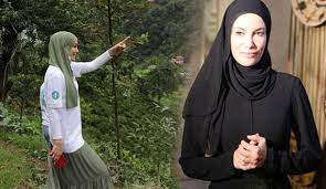 Gamze özçelik'in takip ettiği ilk ve tek resmi fan sayfadır. Rize Yi Gorunce Yeniden Dogmus Gibi Hisseden Oyuncu Gamze Ozcelik Kurdugu Hayallerden Bahsetti Medya Haberleri