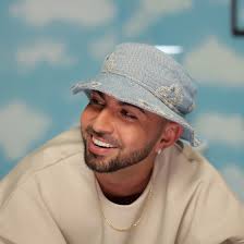 Sigue La Fiesta (feat. Santa Fe Klan) [Sped Up]