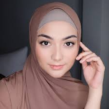 Akhirnya pemeran zahra posisinya digantikan oleh hanna kirana. Citra Kirana Berita Foto Video Lirik Lagu Profil Bio Halaman Utama Citra Kirana Wowkeren Com
