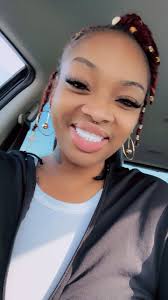 Anyone traveling to Cali Colombia the beginning of march for veneers?