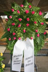 Trauerkranze Blumen Koln