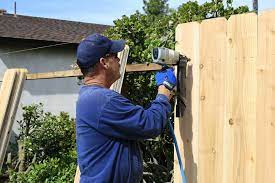 An invisible fence can cost anywhere from $1,000 to $3,000 based on the size of the yard, says the cheapest fences are metal or chain fences, costing $7 per foot (this doesn't include labor). Lowe S The Home Depot Fence Installation Costs Explained First Quarter Finance