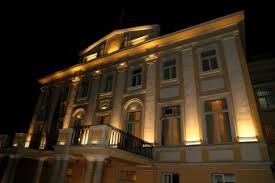 Informazioni su nuove opportunità di carriera presso il consolato generale d'italia a istanbul; Palazzo Venezia Di Istanbul Sede Dell Ambasciata D Italia In Turchia Rivive In Un Fascinoso E Storico Libro Dell Ambasciatore Gaetano Cortese Il Blog Di Carlo Franza