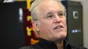 Washington Pavilion executive Larry Toll to resign