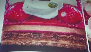 Stendhal Pate Sablee Cacao Biscuit Amande Eclat Chocolat Mousse Chocolat Coulis Framboise Chantilly Biscuit Amande Mousse Au Chocolat Coulis Framboise