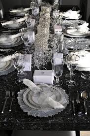 New Year S Eve Party Ideas For Home Get A Luxury Table Setting New Year Table Dinner Party Table Settings Party Table Settings