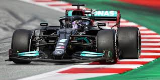 Hamilton went on to secure the victory in front of his home crowd and. Lewis Hamilton So Gross War Sein Handicap Beim Osterreich Grand Prix