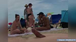 Nudist beach cum reaction - UflashPorn