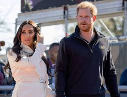 Harry and Meghan are leading 'separate lives' as pals reveal fears | Royal | News | Express.co.uk