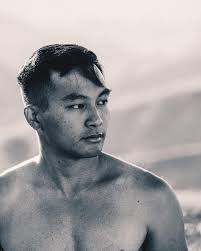 Design dreams and wear them in the best way possible 💭 📸:  @thebettycoffinshow • • • #actor #dancer #model #portfolio