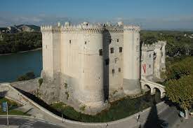A house in the center of the city is dedicated to him. Datei Tarascon Le Chateau Jpg Wikipedia