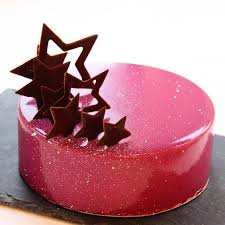 Sublime Gateau Rose Paillettes Avec De Belles Etoiles Au Chocolat Mirror Cake Cupcake Cakes Cake Desserts