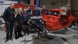 The car is taken to the car s.o.s. Car Sos National Geographic Channel Abu Dhabi National Geographic Channel Middle East English