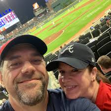 Hike suggestions with tree-lined scenery?