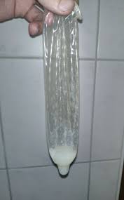 File:Kondom mit Sperma.jpg - Wikimedia Commons