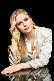 This is the site for you. New Post On Starlets Photobucketclub Fashion Celebs High Fashion Style Vogue Fashion Photography Model Models Erin Moriarty Moriarty Captain Fantastic