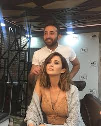 Geniş aile komşu kızı filminin en yeni fragmanı sinemalar.com'da! Photo