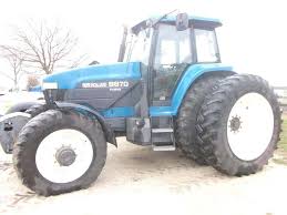 New Holland 8870 Tractor