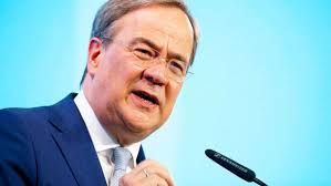 Seit januar 2021 ist laschet der neunte bundesvorsitzende der cdu und seit dem april desselben jahres kanzlerkandidat der. Twitter Trend Jungefrau Wdr Moderatorin Nimmt Armin Laschet In Schutz Panorama Stuttgarter Nachrichten