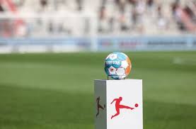 Die neue saison beginnt für den 1. Positive Tests Beim Vfb Stuttgart Bundesliga Weiter Im Zeichen Des Coronavirus Vfb Stuttgart Stuttgarter Nachrichten