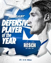 Thanks to @shupiratesmbb Hall of Famer Andre McCloud for leading us in  lighting up The Rock today! He flew up from Florida to be here! And he was  joined by teammate Rick