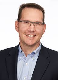 Troy Hyatt's Instagram, Twitter & Facebook